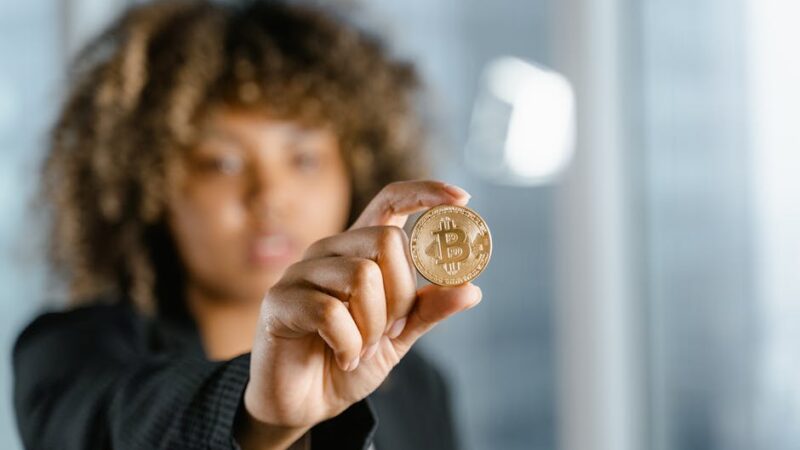 Вывод средств с CoinEx Mining на карту Фора-Банк с минимальными затратами